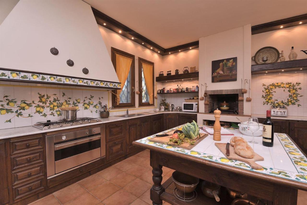 Villa Montalbano 12 Черрето-Гвиди Экстерьер фото